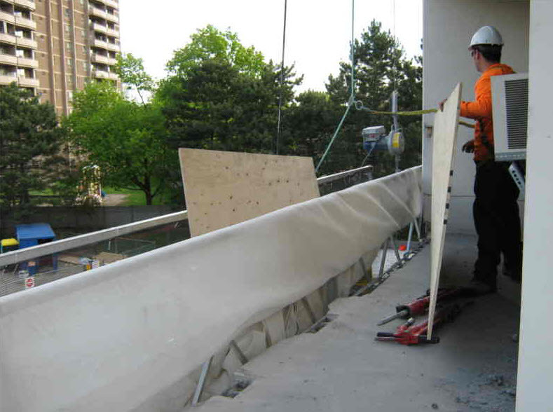BALCONY REPAIRS & SEALING<br>